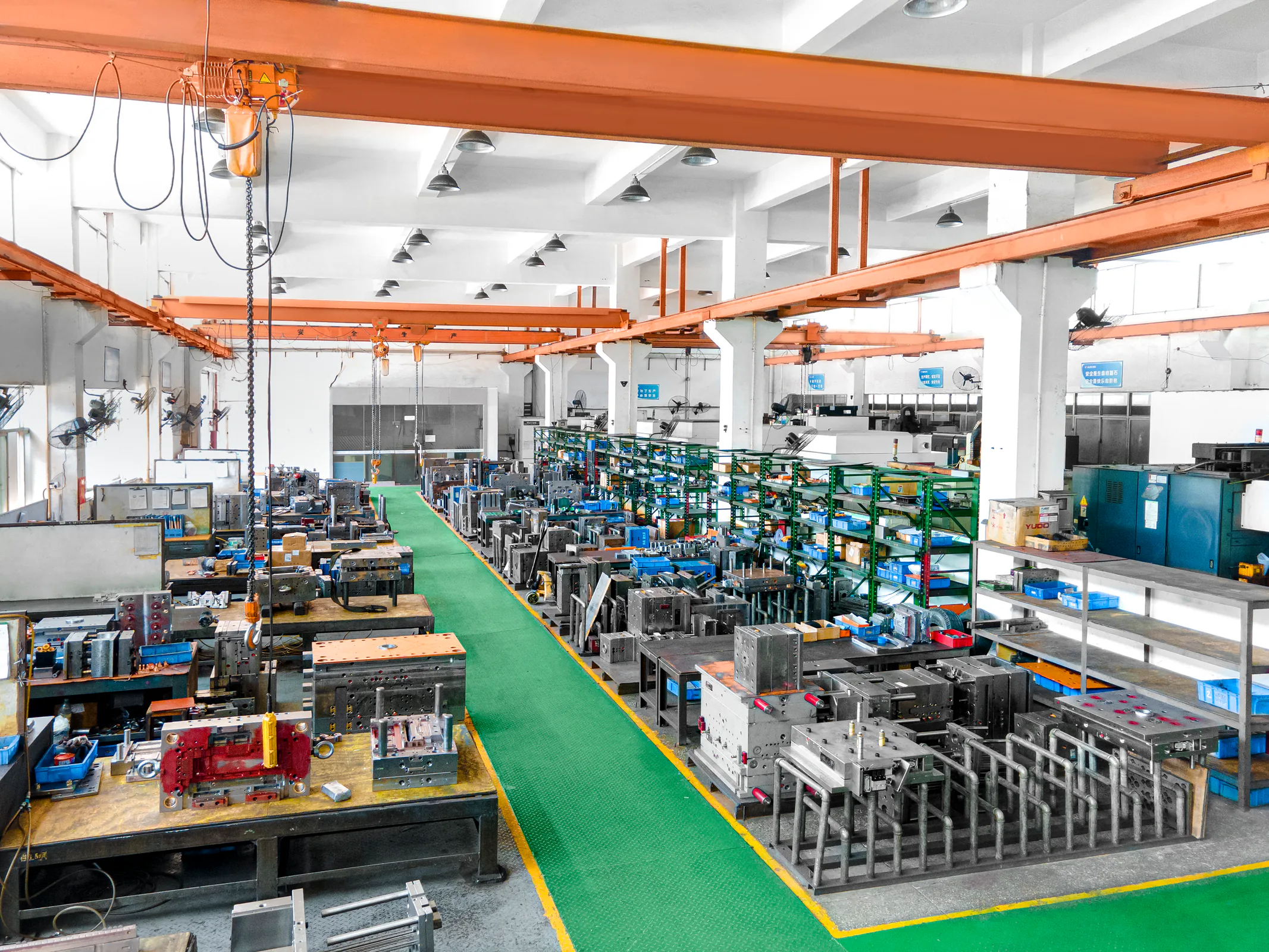 Tooling hall with production molds arranged for engineering work